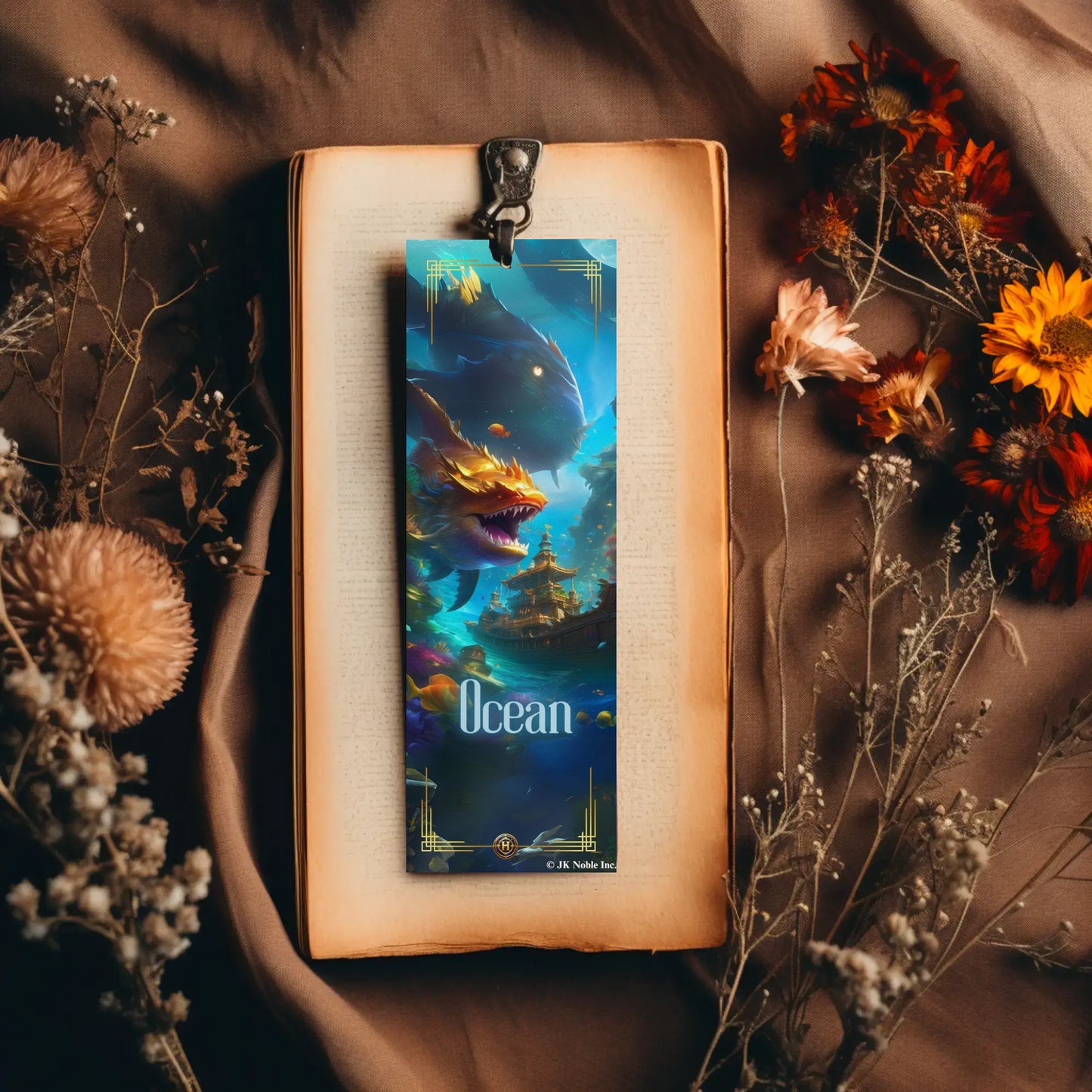 The Ocean - BookmarkDive into the enchanting world of the Hale series with our e-HALE